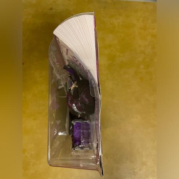 NWT NRFB Ever After High Raven Queen Getting Fairest 2013 12” doll. Collectible - Picture 9 of 10